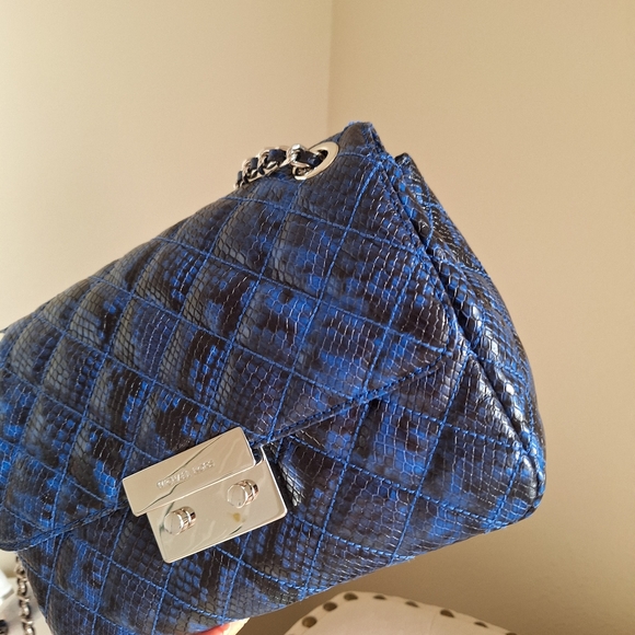 NWT Michael Kors Sloan Large Embossed Leather Shoulder Bag Blue (30H5SSLL3N) - Picture 5 of 10